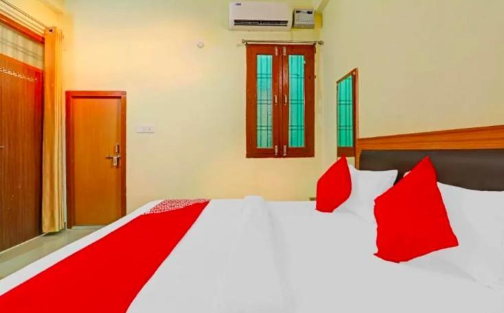 Kk Guest House Lucknow Ngoại thất bức ảnh