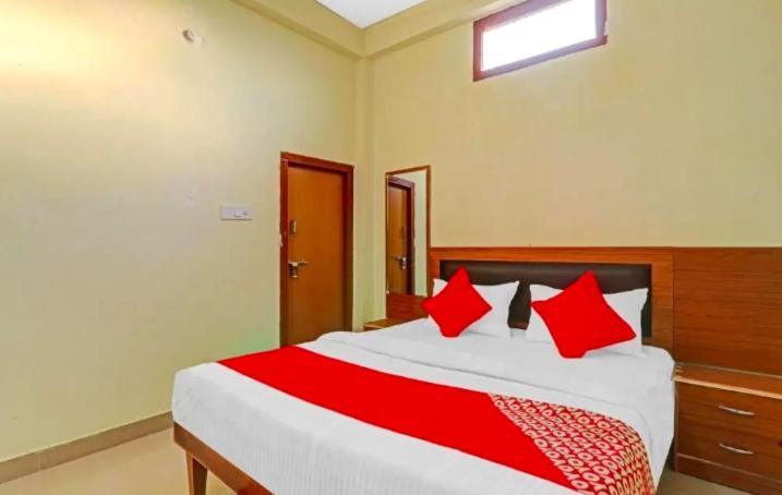 Kk Guest House Lucknow Ngoại thất bức ảnh